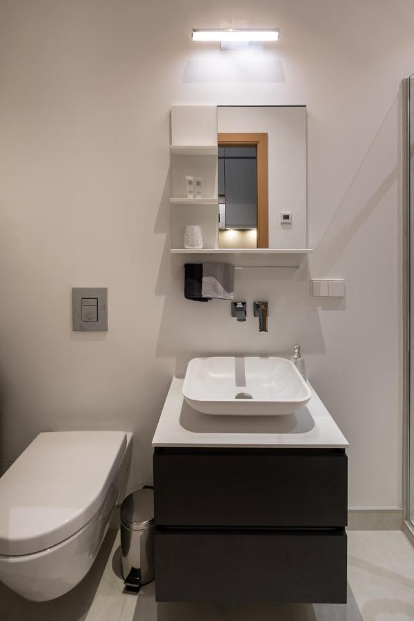 Modern Design Studio Apartment In Riga Center Экстерьер фото