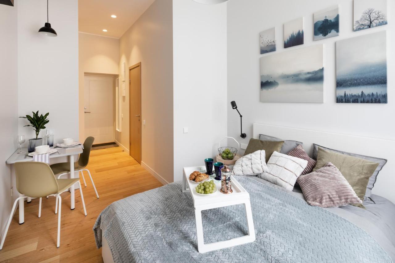 Modern Design Studio Apartment In Riga Center Экстерьер фото