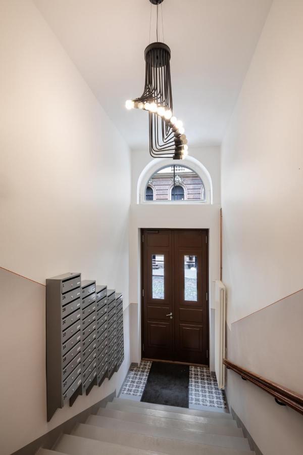 Modern Design Studio Apartment In Riga Center Экстерьер фото