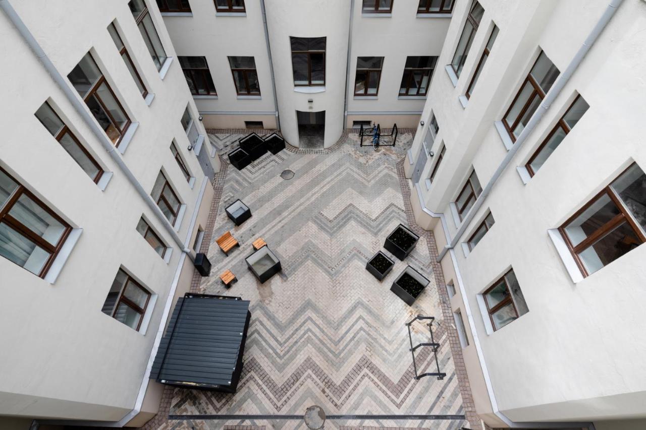 Modern Design Studio Apartment In Riga Center Экстерьер фото